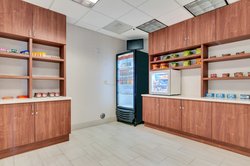  - Holiday Inn Express & Suites Lake Elsinore - I-15, Exit 73