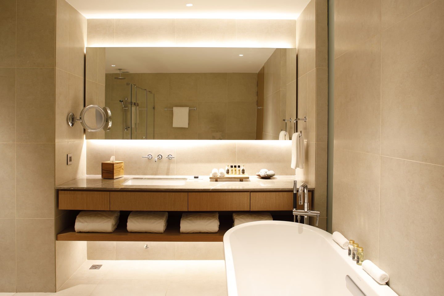 Taj Rishikesh Resort and Spa-guestroom-Junior Suite bathroom.jpg