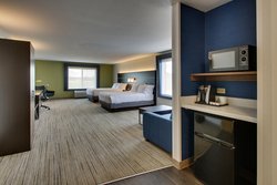  - Holiday Inn Express & Suites Morris - I-80, Exit 112