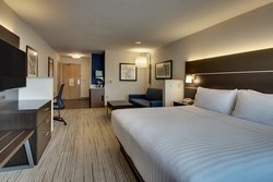  - Holiday Inn Express & Suites Morris - I-80, Exit 112