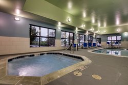  - Holiday Inn Express & Suites Morris - I-80, Exit 112