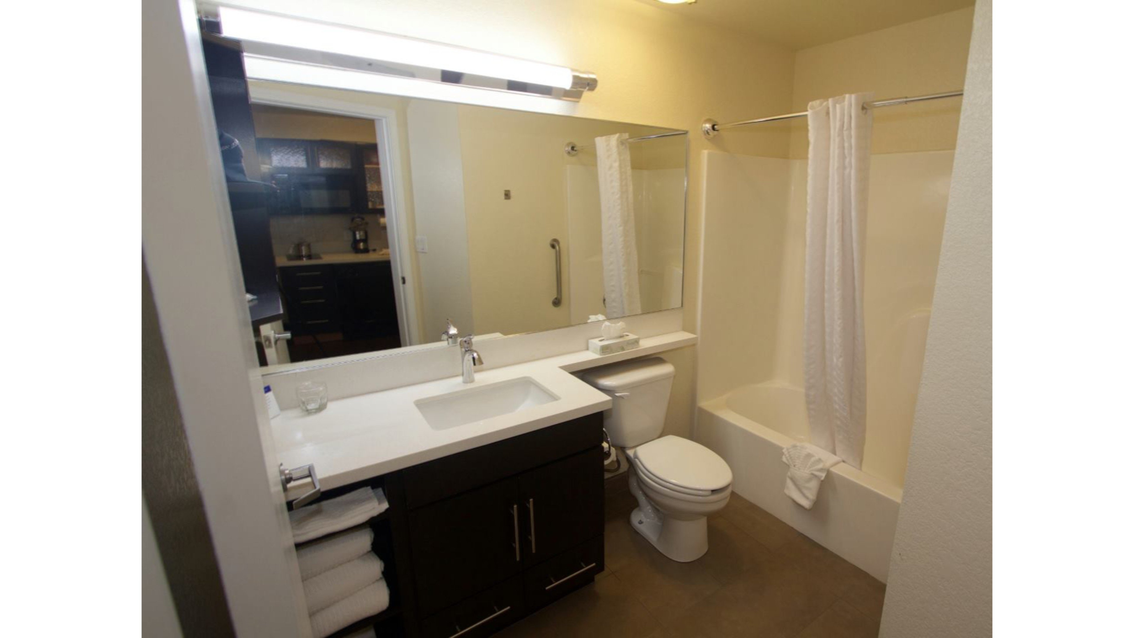 CANDLEWOOD SUITES WEST BY IHG-guestroom-Guest Bathroom.jpg
