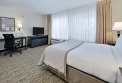 - Candlewood Suites Market Center Dallas - I-35, Exit 433B