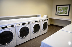  - Candlewood Suites Brighton - I-76, Exit 21