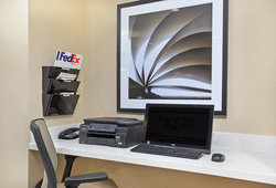  - Candlewood Suites Oak Grove - I-24, Exit 86