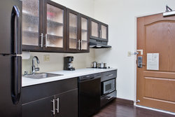  - Candlewood Suites Oak Grove - I-24, Exit 86