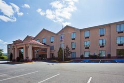  - Holiday Inn Express & Suites Hiawassee