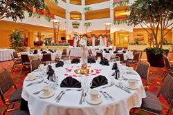  - Holiday Inn & Suites Springfield - I-44, Exit 80