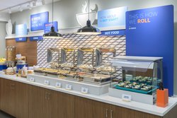  - Holiday Inn Express Southington - I-84, Exit 32