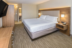  - Holiday Inn Express Southington - I-84, Exit 32