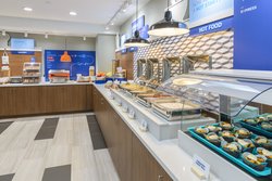  - Holiday Inn Express Southington - I-84, Exit 32