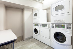  - Holiday Inn Express & Suites Beachfront Panama City Beach