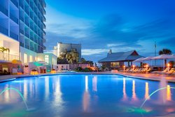  - Holiday Inn Express & Suites Beachfront Panama City Beach