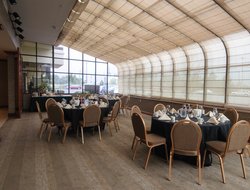  - Holiday Inn Plainview