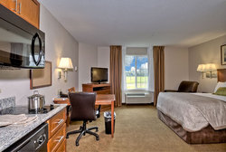  - Candlewood Suites Burlington - I-5, Exit 229