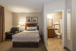  - Candlewood Suites Burlington - I-5, Exit 229