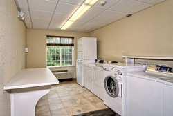  - Candlewood Suites Burlington - I-5, Exit 229