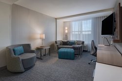  - Courtyard by Marriott Hotel Madison