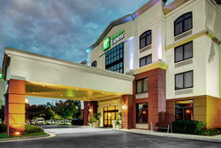  - Holiday Inn Express Sandston - I-64, Exit 197