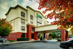  - Holiday Inn Express Sandston - I-64, Exit 197
