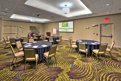  - Holiday Inn & Suites North Tupelo