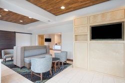  - Holiday Inn Express & Suites Frankfort - I-64, Exit 53