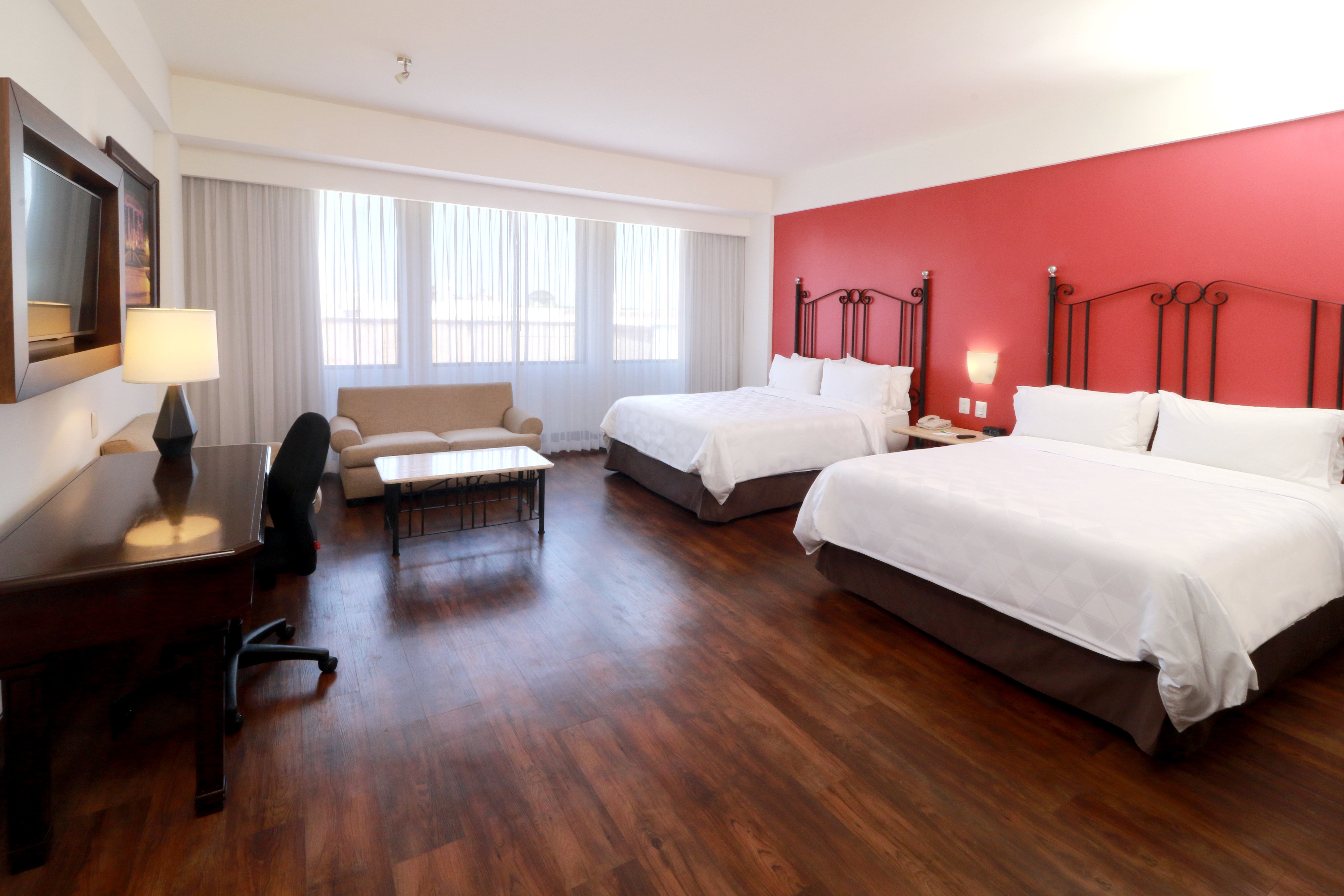 HOLIDAY INN HTL STES CENTRO BY IHG-guestroom-Guest Room.jpg