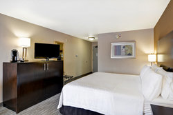  - Holiday Inn Express New Berlin - I-43, Exit 57