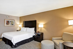  - Holiday Inn Express New Berlin - I-43, Exit 57