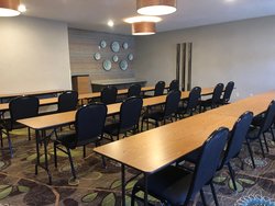  - Holiday Inn Express Munising