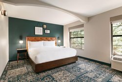  - Four Points by Sheraton Hotel Raleigh Arena