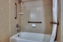  - Holiday Inn Express Hanover