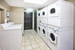  - Staybridge Suites Mayfield Heights - I-271, Exit 32