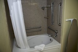  - Holiday Inn Express & Suites Vacaville - I-80, Exit 56