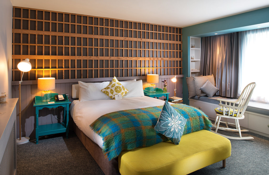 ARMADA HOTEL-guestroom-Standard Double.jpg