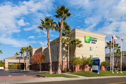  - Holiday Inn Express & Suites Vacaville - I-80, Exit 56