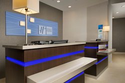  - Holiday Inn Express & Suites South Waco - I-35, Exit 330A