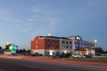 Holiday Inn Express & Suites