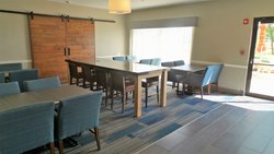  - Holiday Inn Express & Suites Muncie