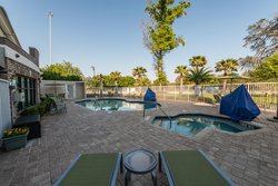  - Holiday Inn Express & Suites Blount Island