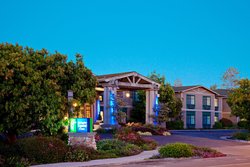  - Holiday Inn Express & Suites Carpinteria
