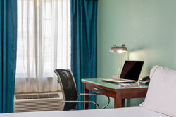  - Holiday Inn Express SeaWorld San Diego - I-5, Exits 23 & 23A