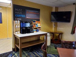  - Holiday Inn Express & Suites Gahanna -  I-270, Exit 37