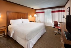  - Four Points by Sheraton Hotel Airport Kansas City - I-29, Exit 13