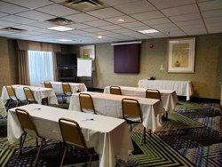  - Holiday Inn Express & Suites Gahanna -  I-270, Exit 37