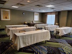  - Holiday Inn Express & Suites Gahanna -  I-270, Exit 37