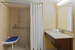  - Holiday Inn Express & Suites Fort Lauderdale - I-95, Exit 32
