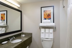  - Fairfield Inn & Suites by Marriott San Diego - I-5, Exit 19