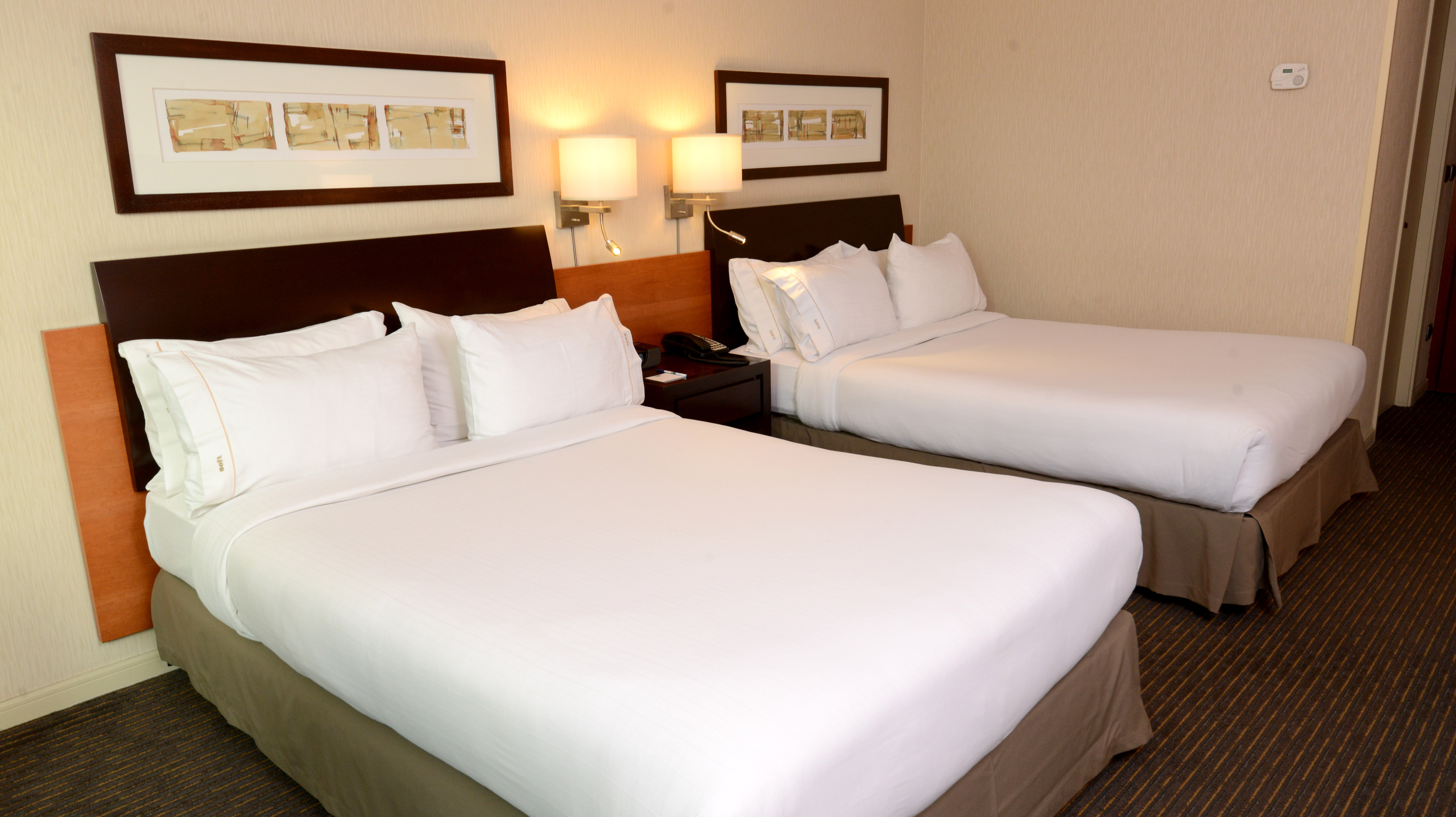 HOLIDAY INN EXP LAS CONDES BY IHG-guestroom-Guest Room.jpg