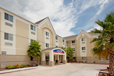 Welcome to the Candlewood Suites Corpus Christi!